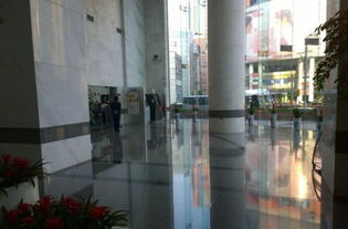 上海實業大廈寫字樓 徐家匯核心區高區朝南方正戶型，租金6.8元/平米/天